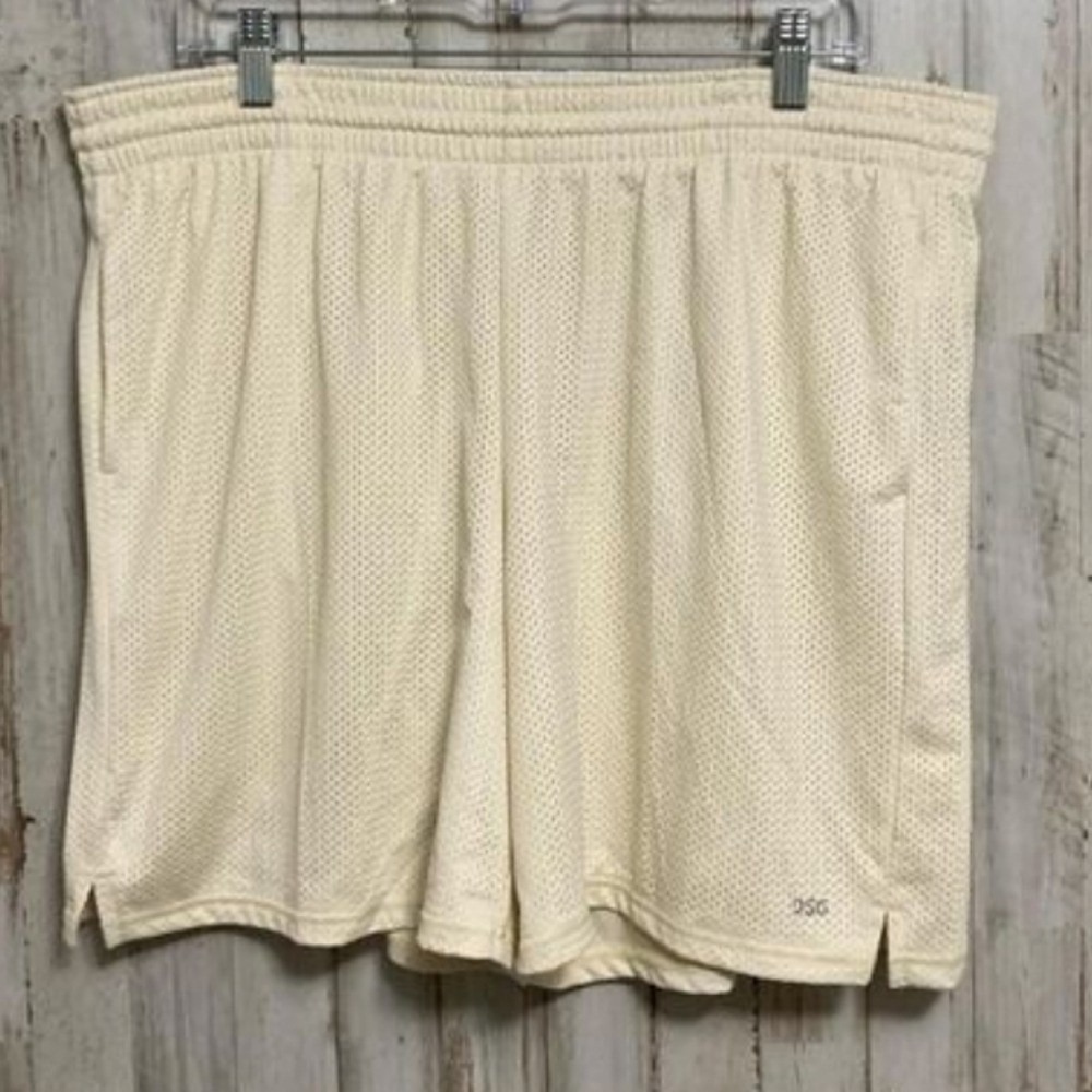 DSG Light Sand Mid Rise With Pockets Running Shorts Size XL Relaxed Fit
